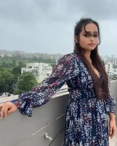 Vagra Escorts